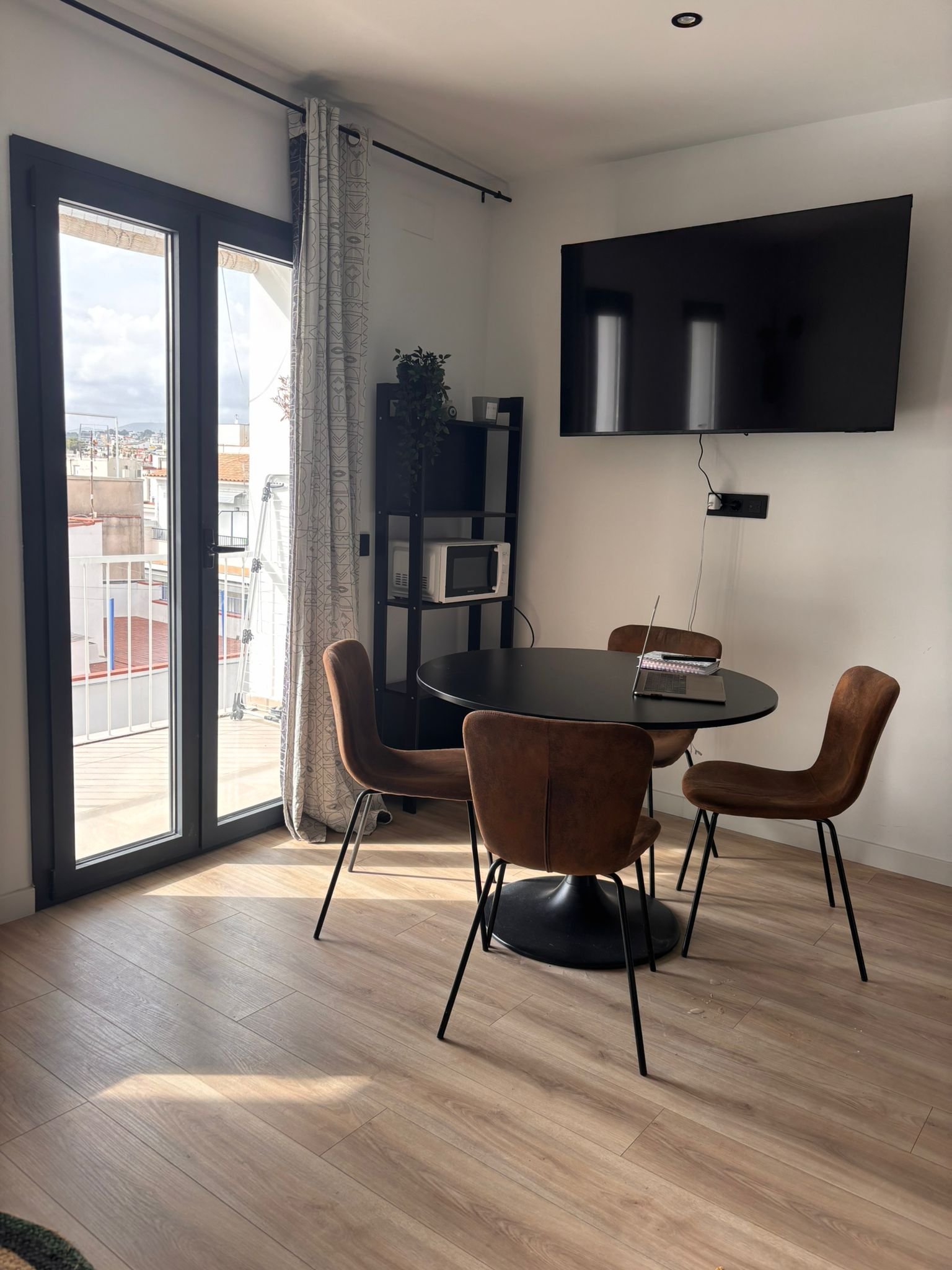 WhatsApp Image 2026-03-06 at 15.34.02